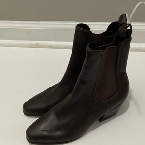 Veronica beard Dark Brown Ankle Boots leather size 7